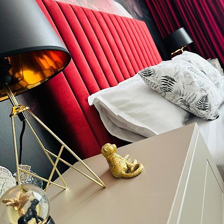 Apartament Bisera ティミショアラ エクステリア 写真